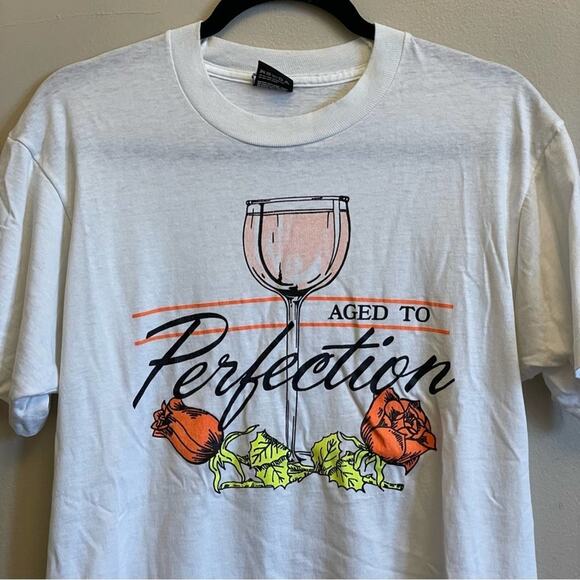 Vintage L white short sleeve t-shirt “Aged to Perfection” wine - Picture 2 of 7